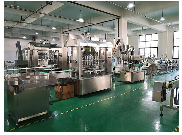 全套辣椒醬灌裝機，辣椒醬灌裝旋蓋貼標(biāo)機生產(chǎn)線